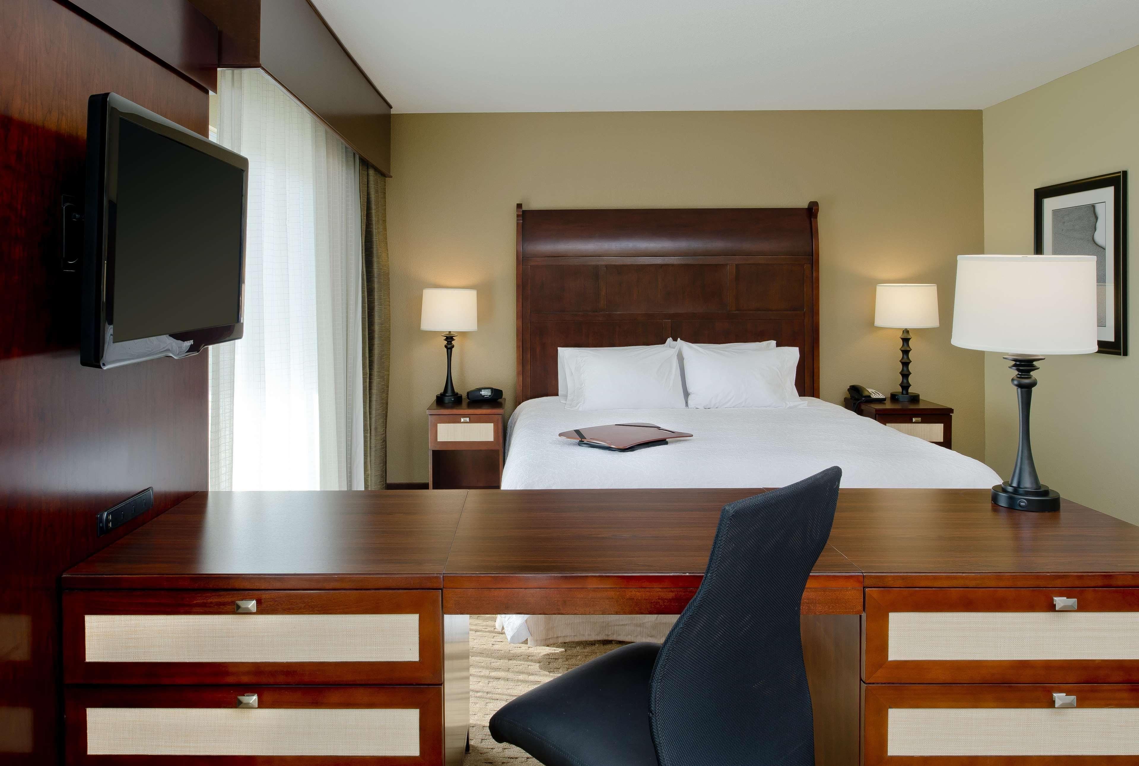 Hampton Inn & Suites Ocean City Bayfront-Convention Center Room photo